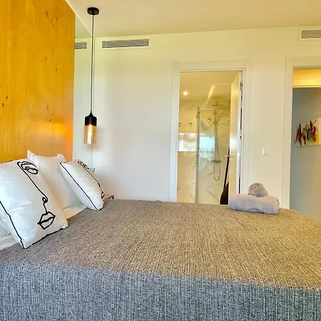 Oasis 325 Luxurious 3-Bdr Apartment Close To Marbella Daire *