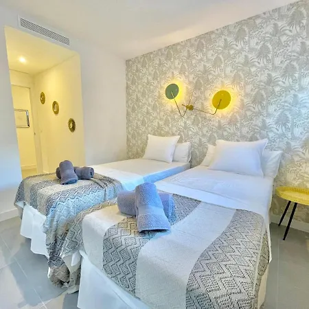 Daire Oasis 325 Luxurious 3-Bdr Apartment Close To Marbella